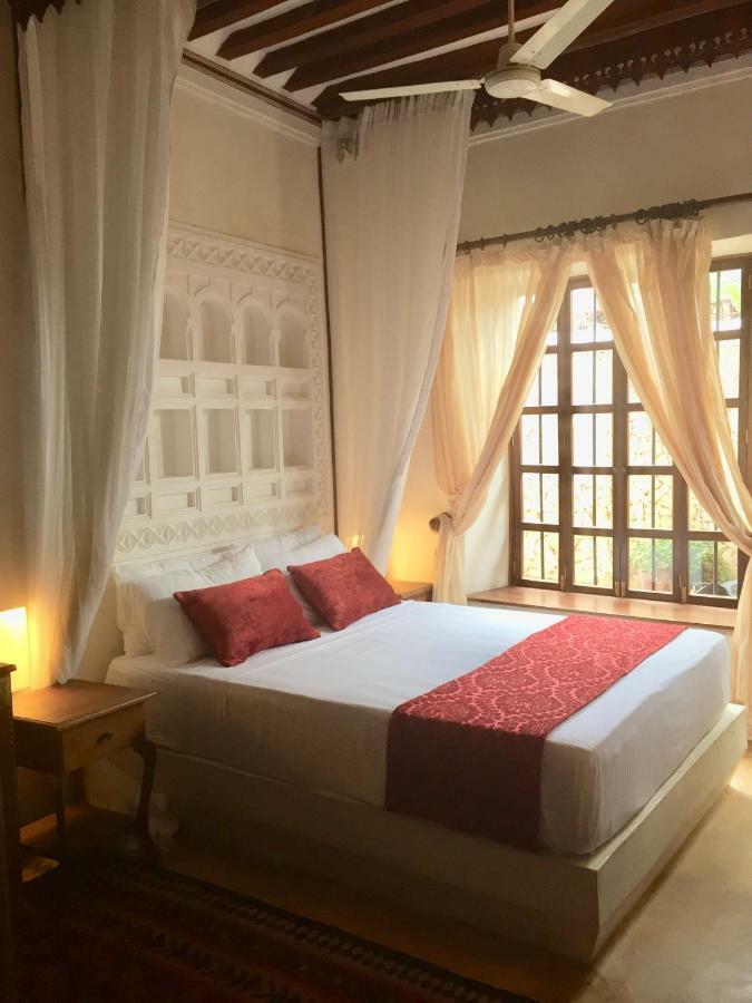 Beytsalam Bed & Breakfast ลามู ภายนอก รูปภาพ